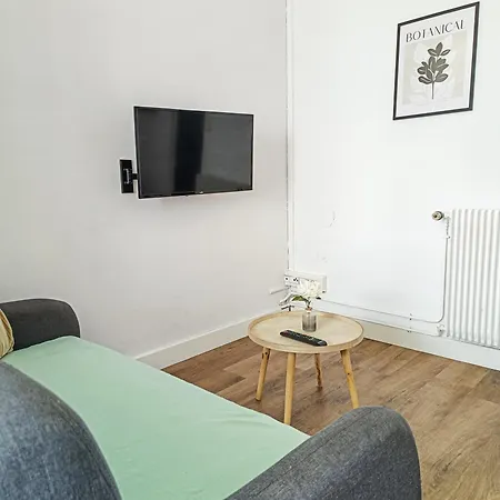 Proche Centre / 3 Apartament