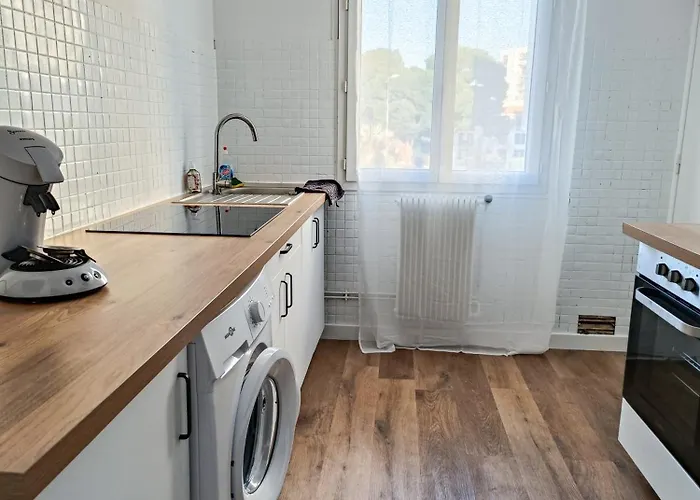 Apartment Proche Centre / 3